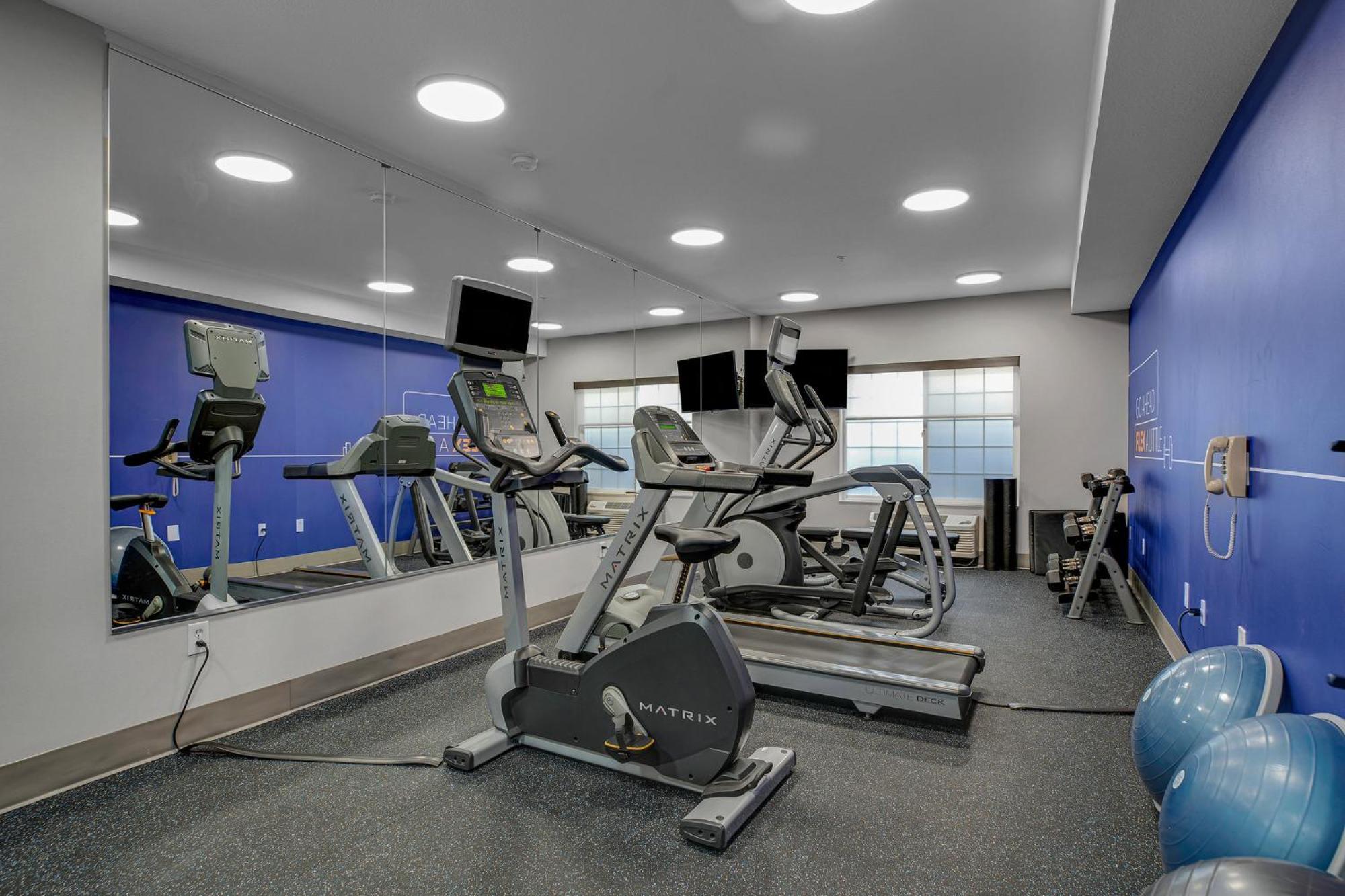Holiday Inn Express Hotel & Suites Portland - Jantzen Beach By Ihg Eksteriør bilde