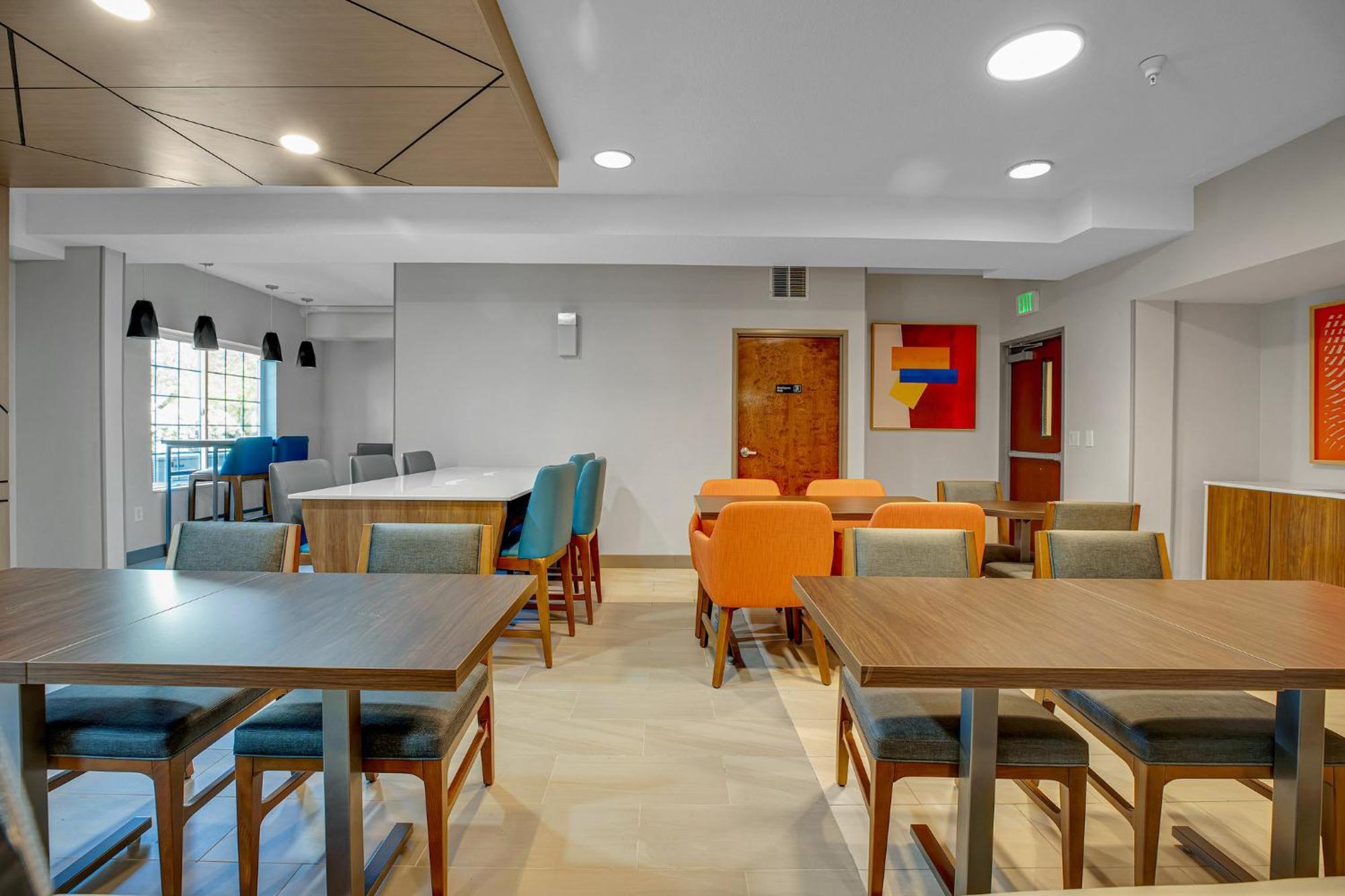 Holiday Inn Express Hotel & Suites Portland - Jantzen Beach By Ihg Eksteriør bilde