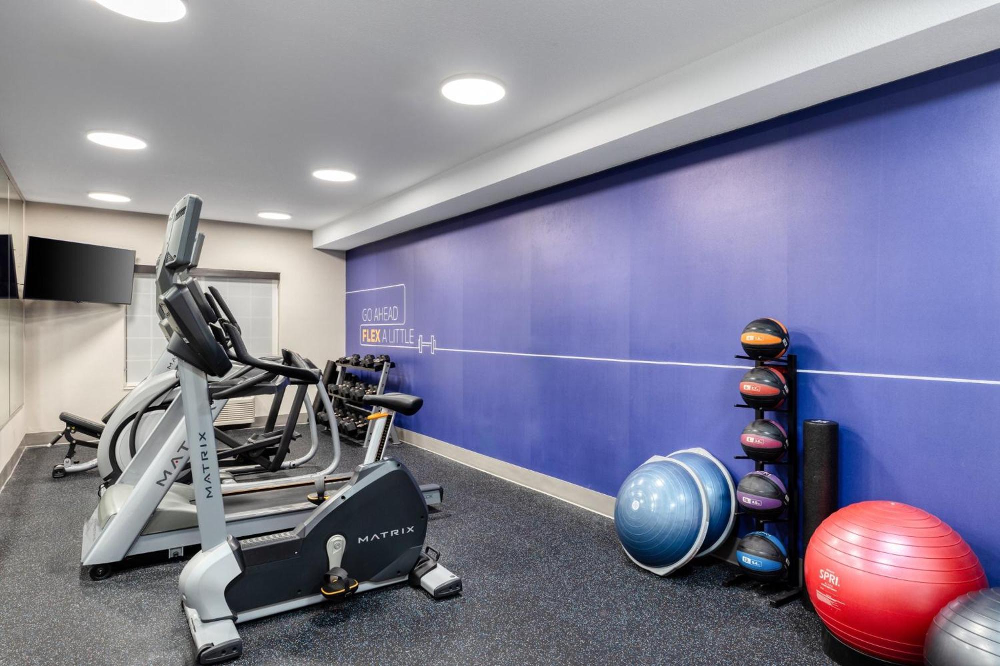 Holiday Inn Express Hotel & Suites Portland - Jantzen Beach By Ihg Eksteriør bilde