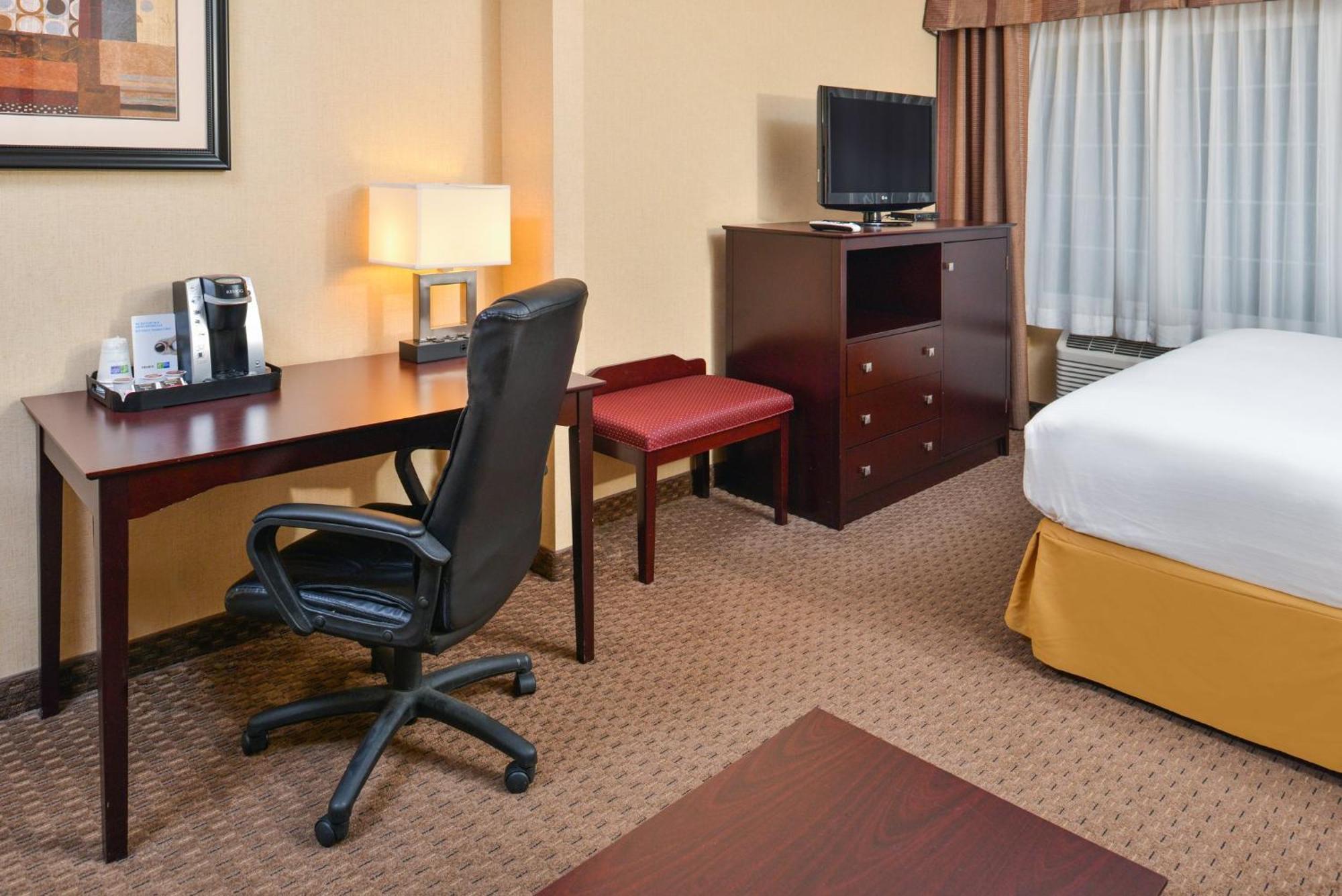 Holiday Inn Express Hotel & Suites Portland - Jantzen Beach By Ihg Eksteriør bilde
